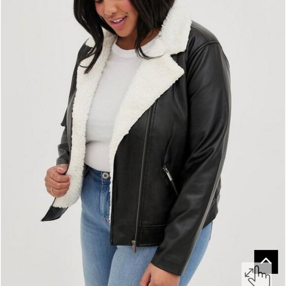 Torrid Size 3 v(22/24W) Faux Leather Sherpa Lined Moto Jacket NWT - Picture 3 of 14